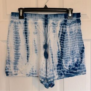 Blue and White Tie-Dye Shorts, size L